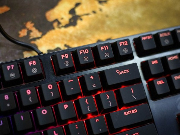 Xuất hiện 2 bộ keycap cực đẹp cho các fan của AMD