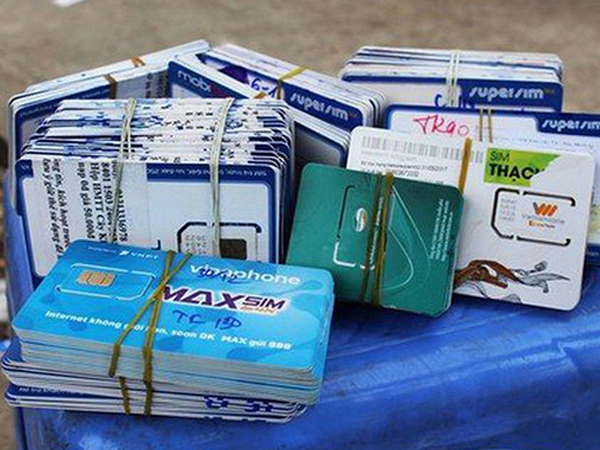 Viettel, VinaPhone, MobiFone dừng bán SIM hòa mạng tại các đại lý
