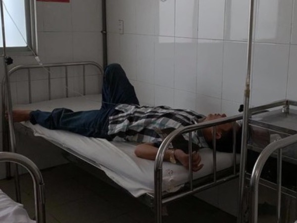 Bị đòi nợ, người đàn ông tự tử 2 lần không chết