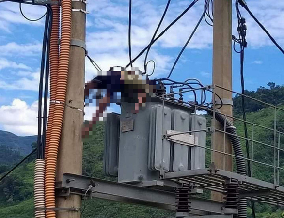 Trèo lên trạm biến áp bắt chim, học sinh lớp 5 bị điện giật chết