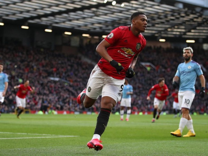 Ít nhất 37 ca tử vong vì Covid-19 liên quan đến trận derby MU vs Man City