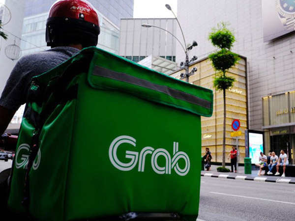 Grab triển khai dịch vụ giao rau củ, giấy vệ sinh, đồ ăn vặt tới tận nhà khách hàng trên toàn Đông Nam Á