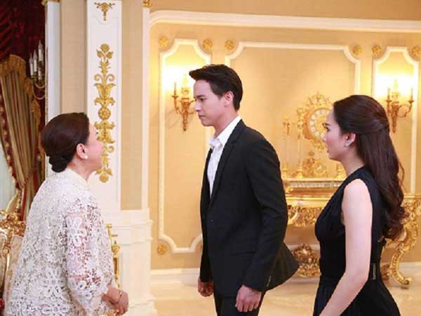 Trước mặt hàng xóm chồng chê vợ 'chỉ được nước ăn' nhưng lúc sau phải ngượng mặt quay đi vì câu đáp 'quyền lực'