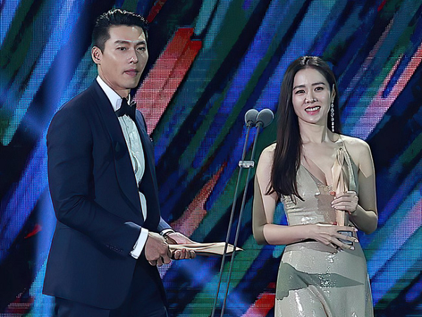 Baeksang 2020: 'Hạ cánh nơi anh' của Hyun Bin - Son Ye Jin tuột mất hàng loạt giải thưởng lớn, netizen bức xúc lên tiếng
