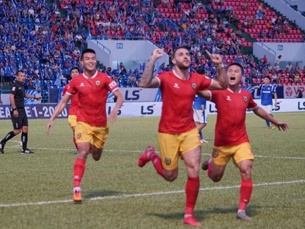 Than Quảng Ninh thua sốc tân binh Hồng Lĩnh Hà Tĩnh