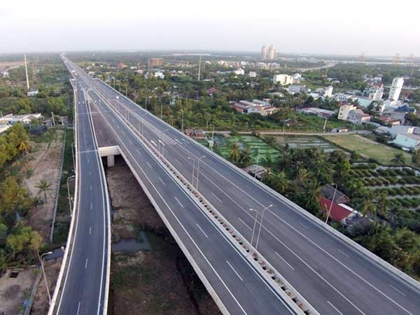 Kiến nghị Quốc hội chuyển 3 dự án cao tốc Bắc - Nam sang đầu tư công