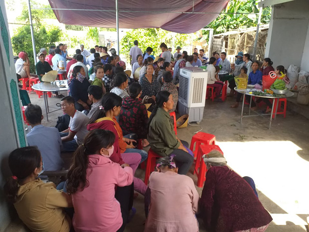 Vụ bé 5 tuổi bị trói tay tử vong: Thi thể nạn nhân được phát hiện nằm ven suối chứ không phải trong nhà hoang, bác bỏ tin đồn bắt cóc tống tiền