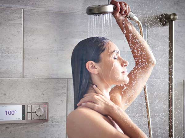 Đây là kiểu tắm cực nguy hiểm trong mùa hè: Đem lại cảm giác thoải mái nhưng tàn phá sức khỏe rất nhanh, thậm chí gây tai biến, đột quỵ