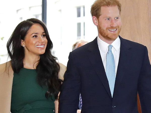 Meghan Markle khẳng định vợ chồng vẫn mặn nồng hạnh phúc nhưng cộng đồng mạng chỉ ra một loạt bằng chứng cho thấy điều ngược lại