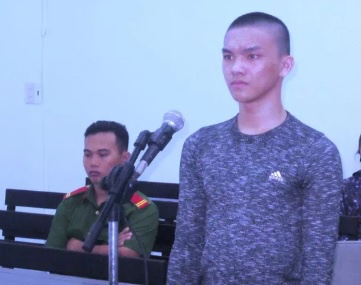 Tuyên án tử hình kẻ giết mẹ và em trai
