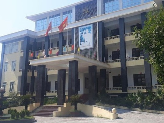 Khai trừ Đảng nữ Bí thư huyện đoàn vì ngoại tình