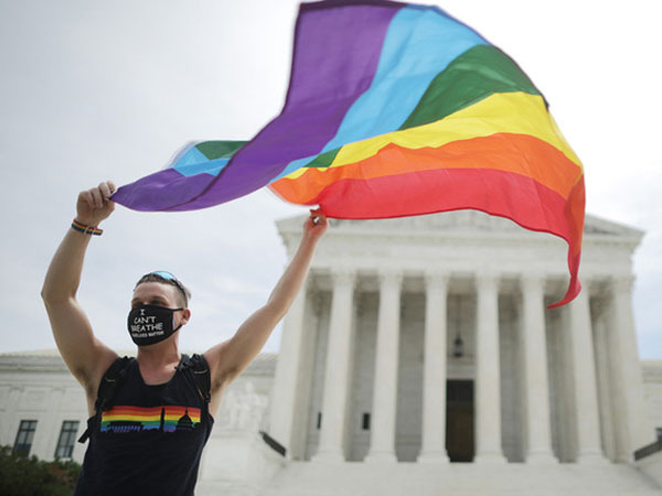 Tòa án tối cao Mỹ đưa ra phán quyết lịch sử, cộng đồng LGBT có thể yên tâm khi được pháp luật bảo vệ môi trường công sở