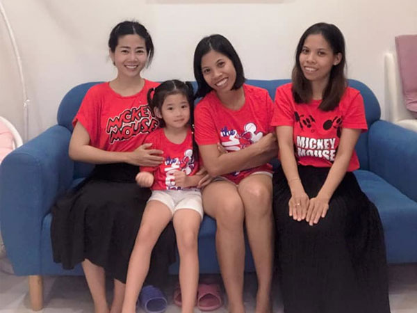 Bảo mẫu bé Lavie chính thức gửi đơn tố cáo và vạch trần cách đối xử tệ bạc của bố mẹ Mai Phương khi cô lâm trọng bệnh