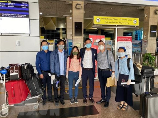 Đưa 266 công dân Việt Nam từ Kuwait, Qatar, Ai Cập về nước