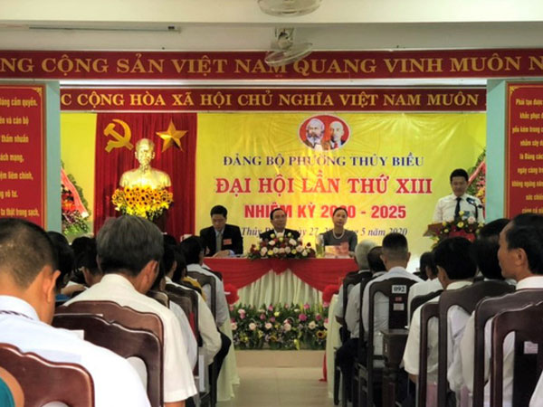 Chủ tịch phường vận động bầu cử trái quy định