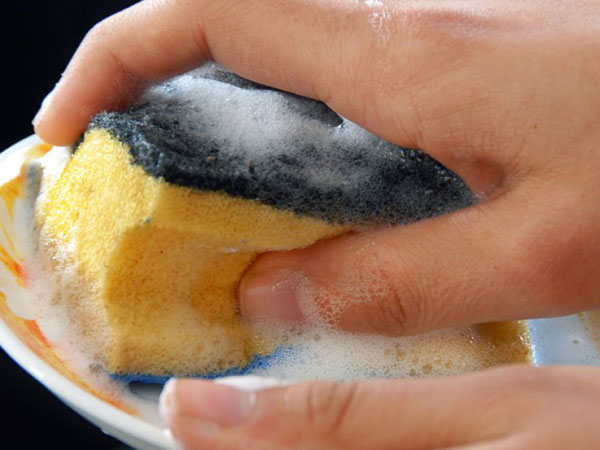 Ăn uống hợp vệ sinh mà vẫn cứ bị tiêu chảy, hóa ra nguyên nhân lại đến từ một vật dụng quen thuộc mà hầu như nhà ai cũng có