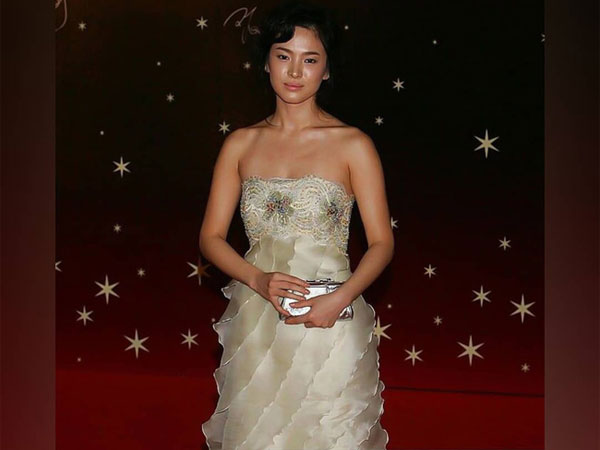 Là một trong những 'quốc bảo nhan sắc' đình đám xứ Hàn, Song Hye Kyo vẫn có khoảnh khắc thất bại trên thảm đỏ khiến nhiều người bất ngờ