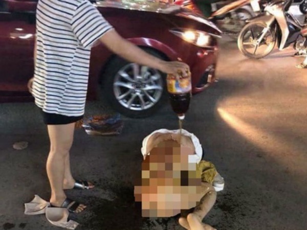 Ly kỳ vụ tát, tạt sơn để đánh ghen