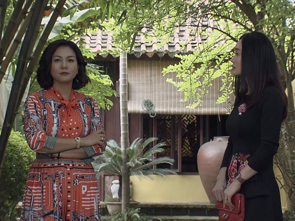 Đừng bắt em phải quên tập 15: Chồng hẹn hò 'tiểu tam', Ngân bị vợ tình cũ dằn mặt
