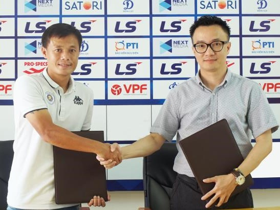 Hà Nội FC gia hạn hợp đồng với Thành Lương