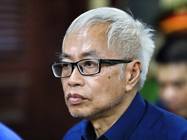 Ông Trần Phương Bình hầu tòa