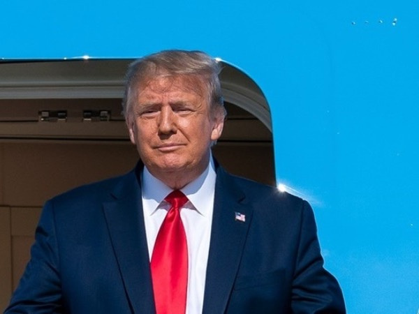 Trump nói Obama có thể đã phạm tội phản quốc