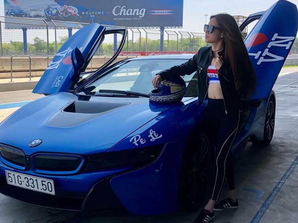 3 bóng hồng chơi siêu xe 'khét tiếng' Việt Nam, kinh doanh cũng không phải dạng vừa
