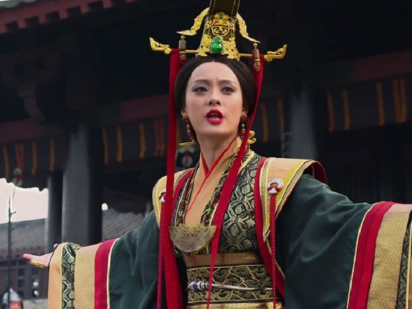Vị Vương hậu ghen tuông tiếng tăm trong lịch sử, nhiều lần chỉ cần dùng một chiêu duy nhất mà thanh tẩy cả hậu cung, khiến tình địch “sống không bằng chết”
