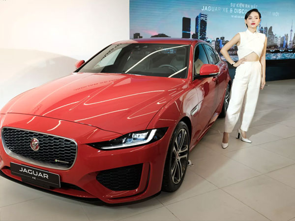 Ra mắt Jaguar XE 2020 giá từ hơn 2,6 tỷ đồng: Đối trọng Mercedes-Benz C-Class giá ngang ngửa E-Class