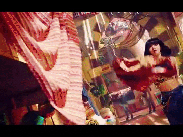 'How You Like That' của BLACKPINK quá đỉnh: Beat đánh 'căng đét', 4 thành viên đẹp như nữ hoàng và phá luôn kỉ lục công chiếu toàn thế giới của BTS!