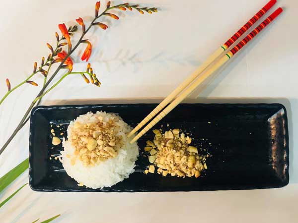 Muối vừng 'nhà nghèo', đồ quê đắt như thịt bò Mỹ