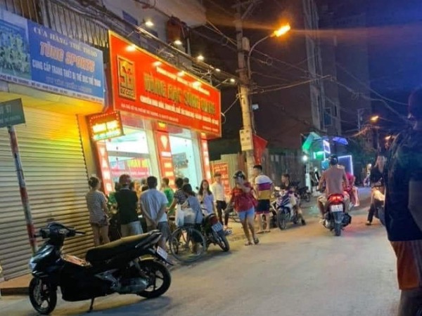 Lý do khiến nam thanh niên mặc quần âu, áo sơ mi cướp tiệm vàng giữa phố Hà Nội