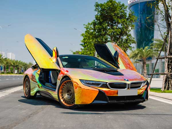 BMW i8 dừng sản xuất với bộ sưu tập màu sắc