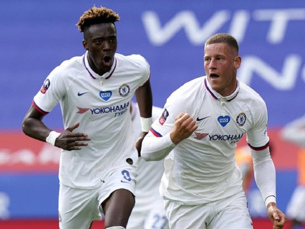 Chelsea, Man City vào bán kết FA Cup