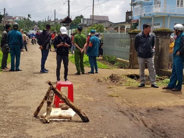 Sau tiếng la thất thanh, 2 chị em chết với nhiều vết chém