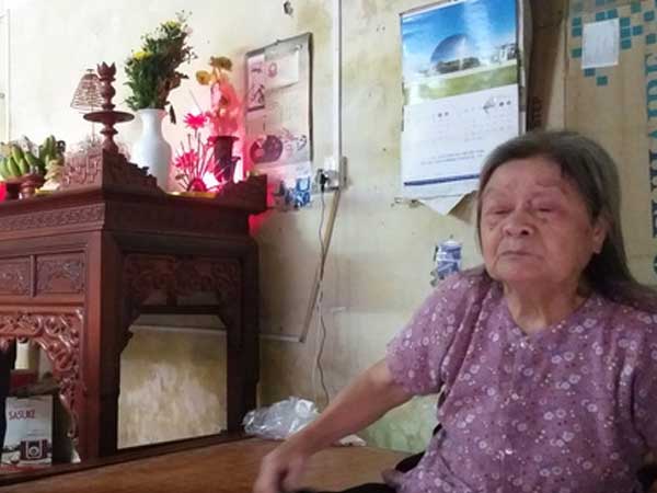 Nhân viên xe buýt tử vong khi sang đường, để lại mẹ già cô đơn: Nam thanh niên gây tai nạn ra đầu thú, xin nhận trách nhiệm với nạn nhân