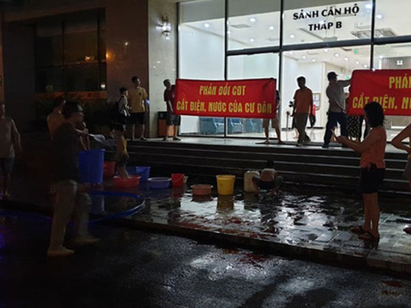 Chủ tịch Nguyễn Đức Chung: Người dân chậm đóng tiền cũng không được cắt điện, nước ngày nắng nóng