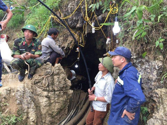 Hai người tử vong, nhiều người ngộ độc khi cố cứu người mắc kẹt dưới hang sâu