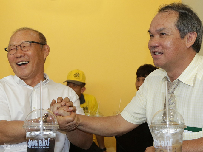 HLV Park: ‘Văn Toàn cấm tôi đến xem HAGL’