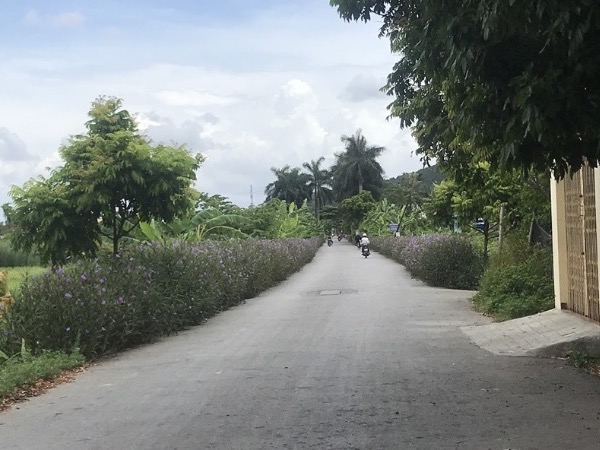 Truy tìm kẻ bịt mặt chém cán bộ phường ngay gần trụ sở