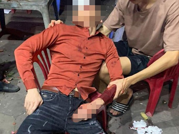 Công an Vĩnh Phúc bác tin CSGT vụt dùi cui vào người đi xe máy