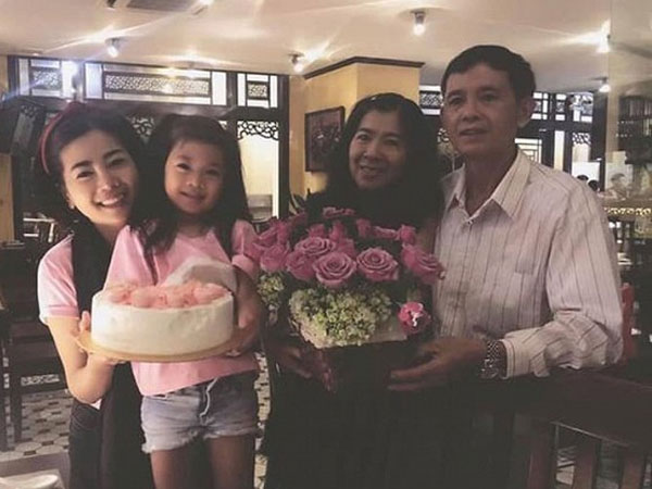 Cựu quản lí và bảo mẫu tố bố mẹ Mai Phương 'hành' gia đình Phùng Ngọc Huy, tiết lộ cách chăm sóc kinh khủng với bé Lavie