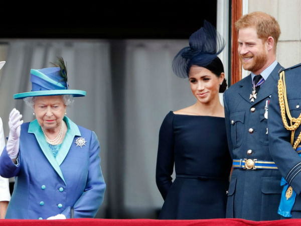Nữ hoàng Anh bất ngờ bị chỉ trích vì lời tuyên bố của cháu dâu Meghan Markle, cuộc chiến hoàng gia bây giờ mới thật sự bùng nổ?