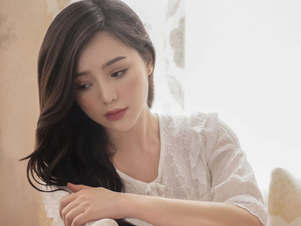 Quỳnh Kool: 'Nữ chính giờ vàng' nóng bỏng của màn ảnh Việt, vướng tin đồn 'phim giả tình thật' với 'thầy giáo mưa' Thanh Sơn