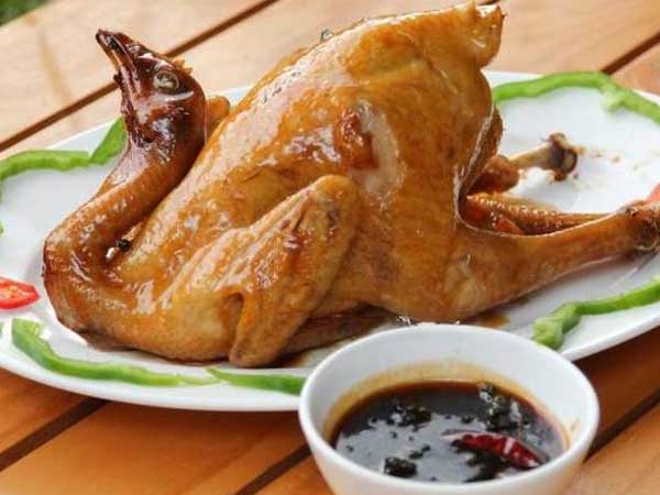 Chuyên gia cảnh báo: 3 bộ phận trên con gà dù thích đến đâu bạn cũng không nên ăn