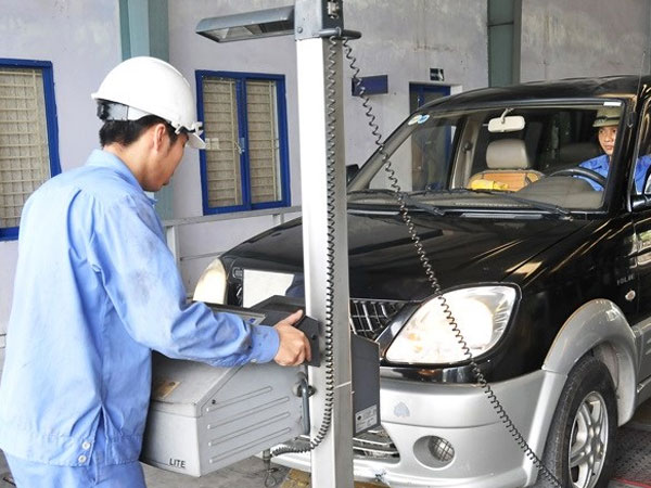 Bỏ quy định chặn đăng kiểm xe do vi phạm giao thông?