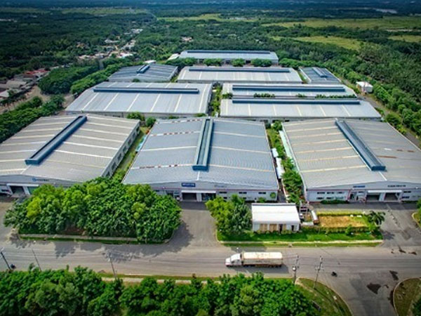 Giá thuê bất động sản công nghiệp leo thang