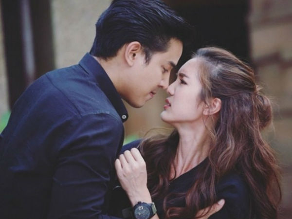 Rời khỏi tòa án với phán quyết ly hôn trên tay, người chồng hành động khó hiểu và cuộc gặp lại 2 năm sau đó khiến cô vợ cũ ngỡ ngàng