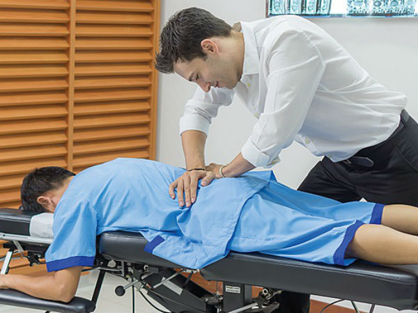 Virus cảm cúm làm tê liệt đôi chân thiếu niên