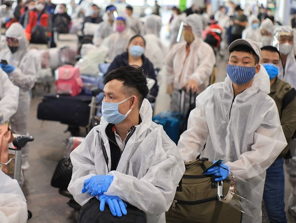 Chuyến bay đặc biệt thứ hai đưa gần 300 công dân Việt Nam từ Nga về nước